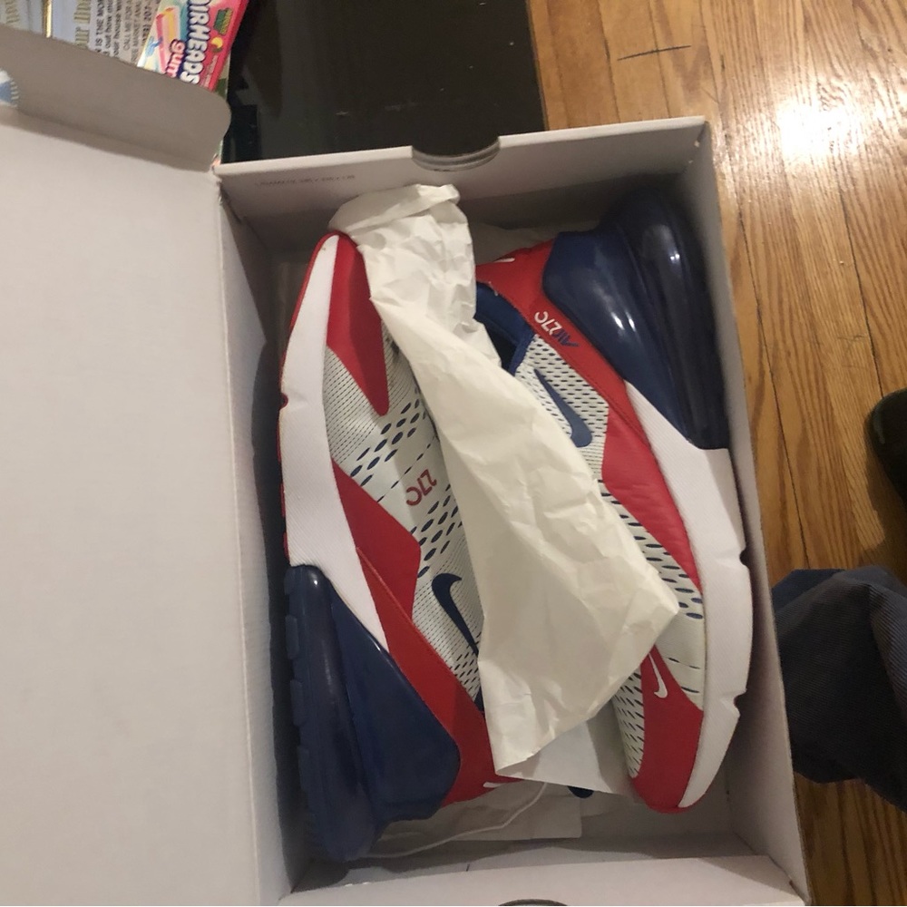 Nike Air Max 270